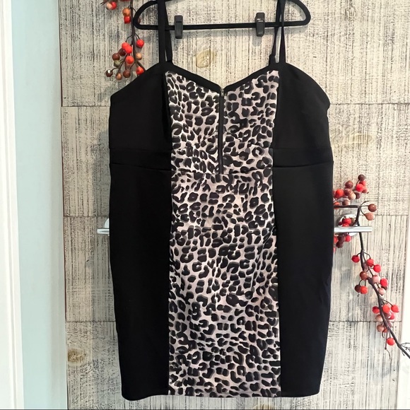 Torrid cheetah printer color block insert tank body on dress - Picture 1 of 8
